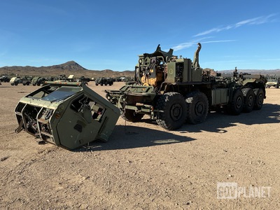 2011 Oshkosh MKR18 LVSR 10x10 Truck w/Rear Mounted Container Handler
