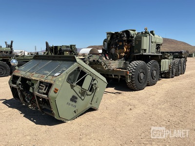 2011 Oshkosh MKR18 LVSR 10x10 Truck w/Rear Mounted Container Handler