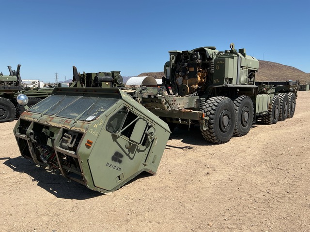 2011 Oshkosh MKR18 LVSR 10x10 Truck w/Rear Mounted Container Handler 2011 Oshkosh MKR18 LVSR 10x10 Truck w/Rear Mounted Container Handler