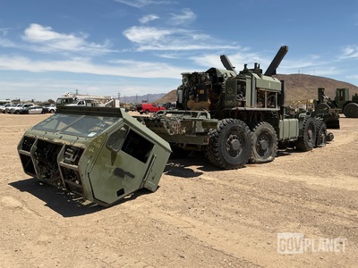 2010 Oshkosh MKR18 LVSR 10x10 Truck w/Rear Mounted Container Handler