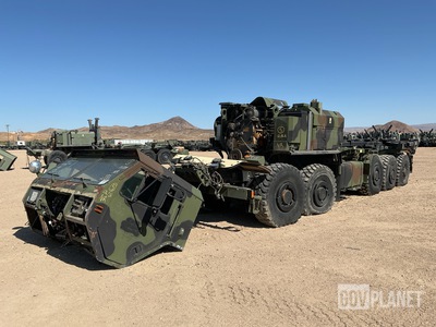 2008 Oshkosh MKR18 LVSR 10x10 Truck w/Rear Mounted Container Handler