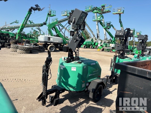 2016 Genie RL4 6 kW Light Tower in Orlando, Florida, United States ...