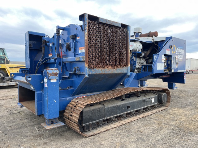 2013 Peterson 4800F Tracked Chain Flail Debarker 2013 Peterson 4800F Tracked Chain Flail Debarker