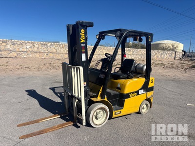 2017 Yale GLC060LXNDAE087 4650 lb Pneumatic Tire Forklift