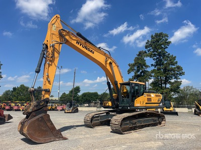 2020 Hyundai HX380L Tracked Excavator
