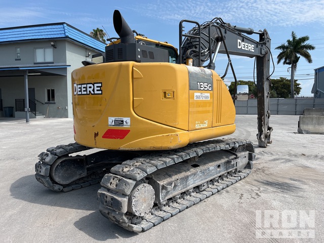 2019 John Deere 135G Tracked Excavator in Miami, Florida, United States ...