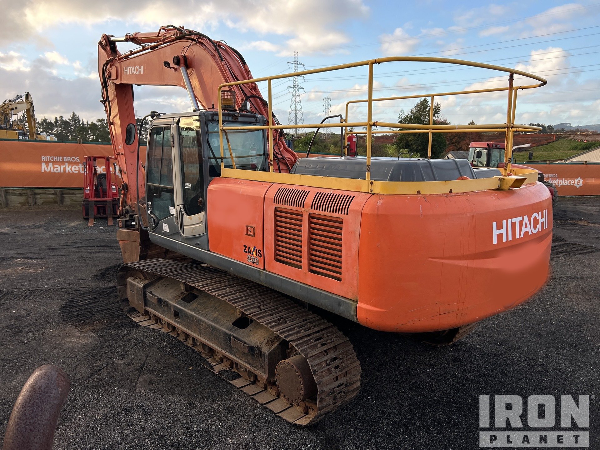 2011 Hitachi ZX330-3 Tracked Excavator in Drury, Auckland