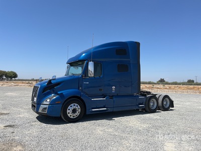 2022 Volvo VNL760 6x4 Sleeper Truck Tractor