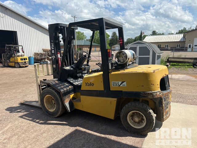 2000 Yale GLP100MJNGBED095 10000 lb Pneumatic Tire Forklift in ...