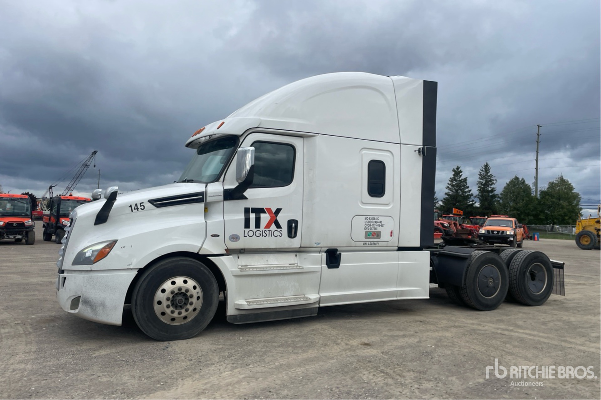 2020 Freightliner Cascadia 126 6x4 T/A Sleeper Truck Tractor