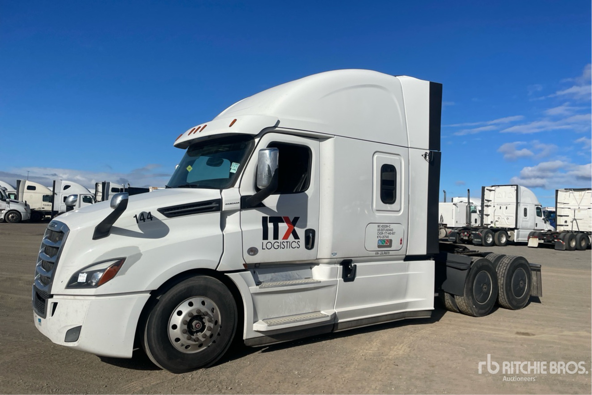 2020 Freightliner Cascadia 126 6x4 T/A Sleeper Truck Tractor
