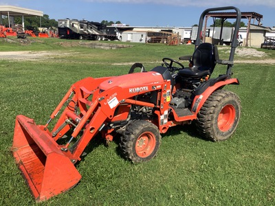 Kubota B2301HSD-1 4WD Utility Tractor