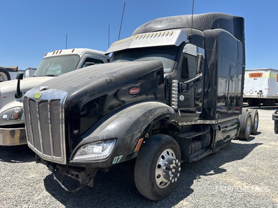 2017 Peterbilt 579 T/A Sleeper Truck Tractor (Inoperable)