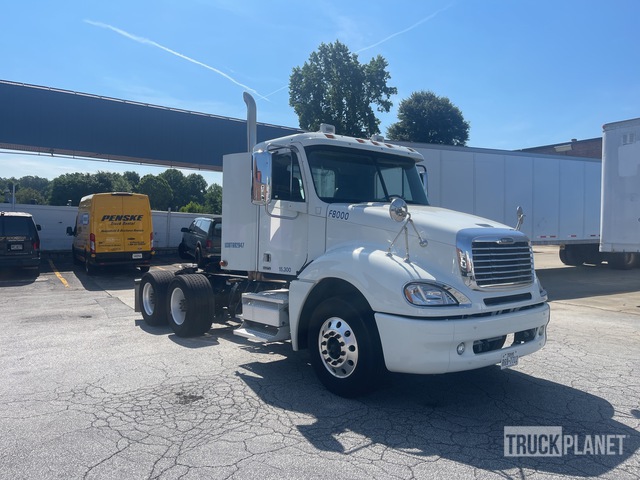 2012 FRHT T/A Day Cab Truck Tractor in Atlanta, Georgia, United States ...
