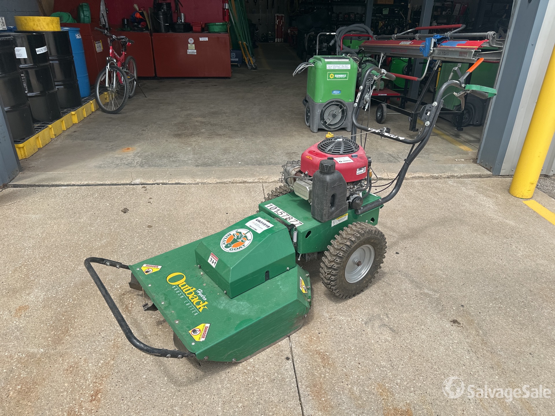 2019 Billy Goat BC2600ICH 28 in Gasoline Brush Cutter in Cedar