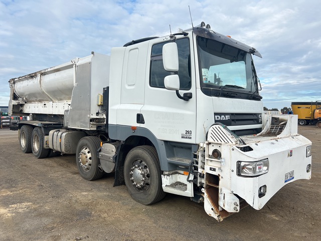 2019 DAF FAD CF85 8x4 Twin-Steer Forward Spreader Asphalt Distributor Truck 2019 DAF FAD CF85 8x4 Twin-Steer Forward Spreader Asphalt Distributor Truck