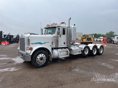 2007 Peterbilt 379 8x4 تراكتور شاحنة (ثلاثي المحور)