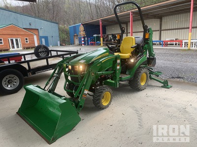 2020 John Deere 1025R 4WD Utility Tractor w/ 2019 Gatormade 16ft Utility Trailer