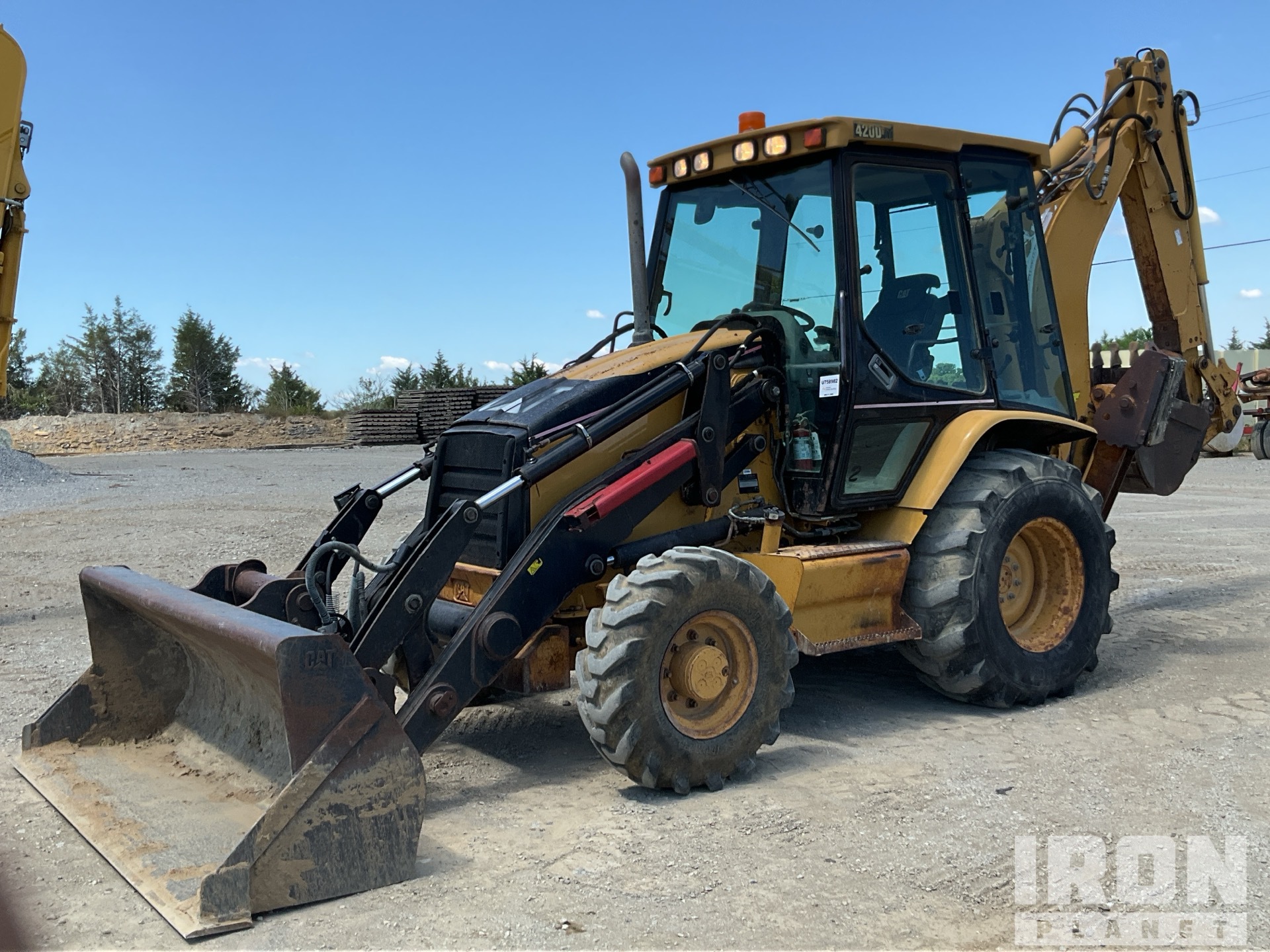 2005 Cat 420D IT 4x4 Backhoe Loader in Alexandria, Kentucky