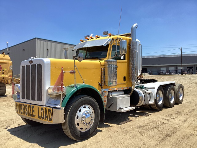 2015 Peterbilt 389 6x4 Tri/A Day Cab Truck Tractor