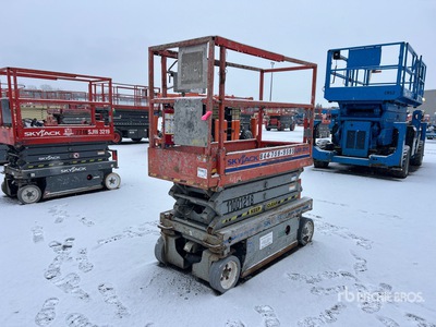 2011 Skyjack SJIII3219 Electric シザーリフト