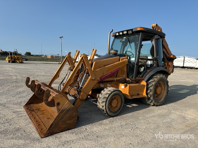 2002 Case 580SM 4x4 Retroexcavadora | Ritchie Bros. Auctioneers