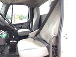 Cab with Seats/armrests