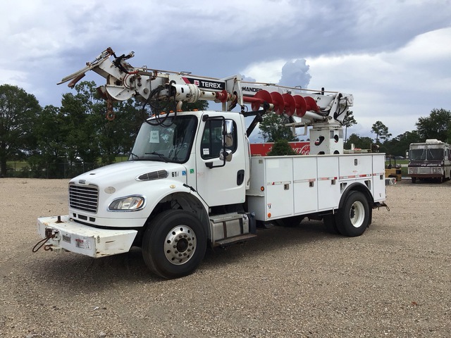 2016 Terex Commander C4047 on 2017 Freightliner M2106 4x2 Digger Derrick Truck