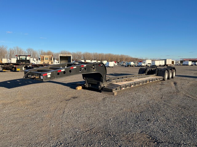 2012 Temisko T/A Beam Removable Gooseneck Lowboy Trailer 2012 Temisko T/A Beam Removable Gooseneck Lowboy Trailer