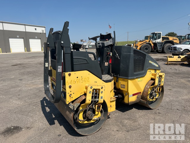 COMPACTADOR 2015 BOMAG BW120SL5