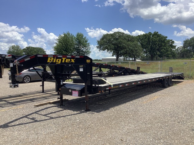 2023 Big Tex 16GN-35BK+5MR 48 ft T/A Gooseneck Gooseneck Equipment Trailer