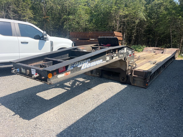 2005 Eager Beaver 50GSL/3 Tri/A Removable Gooseneck Lowboy Trailer