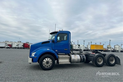 2021 Kenworth T880 6x4 Cabeza Tractora Cabina Corta