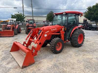 2022 Kubota MX6000HSTC 4WD Utility Tractor