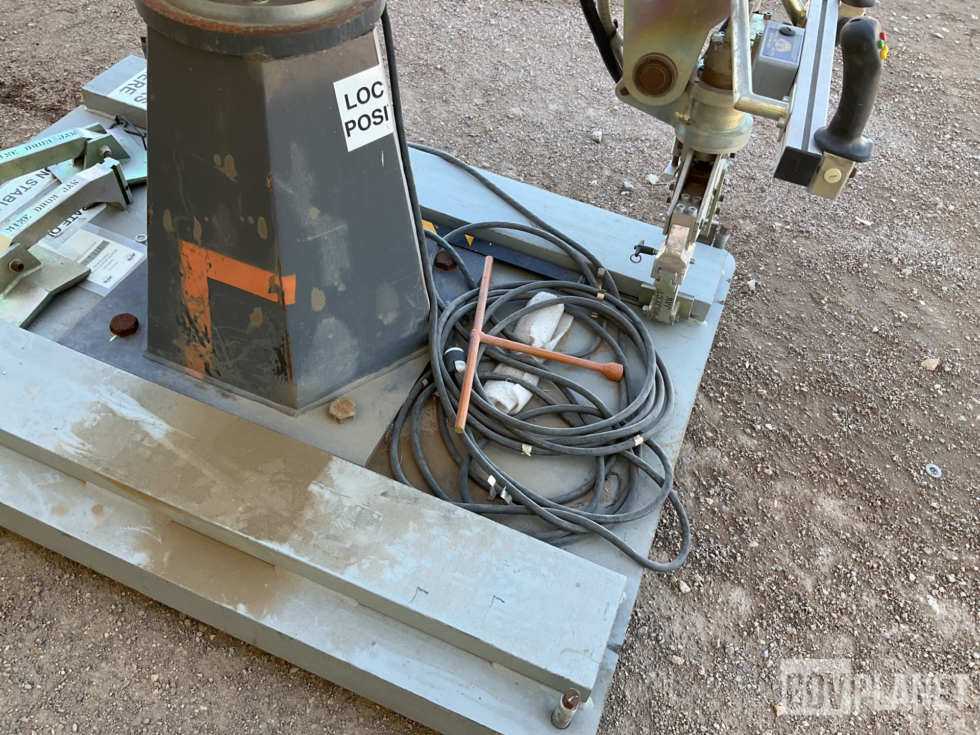 Surplus ATE 10000005869 Remote Manipulator System in Yermo 