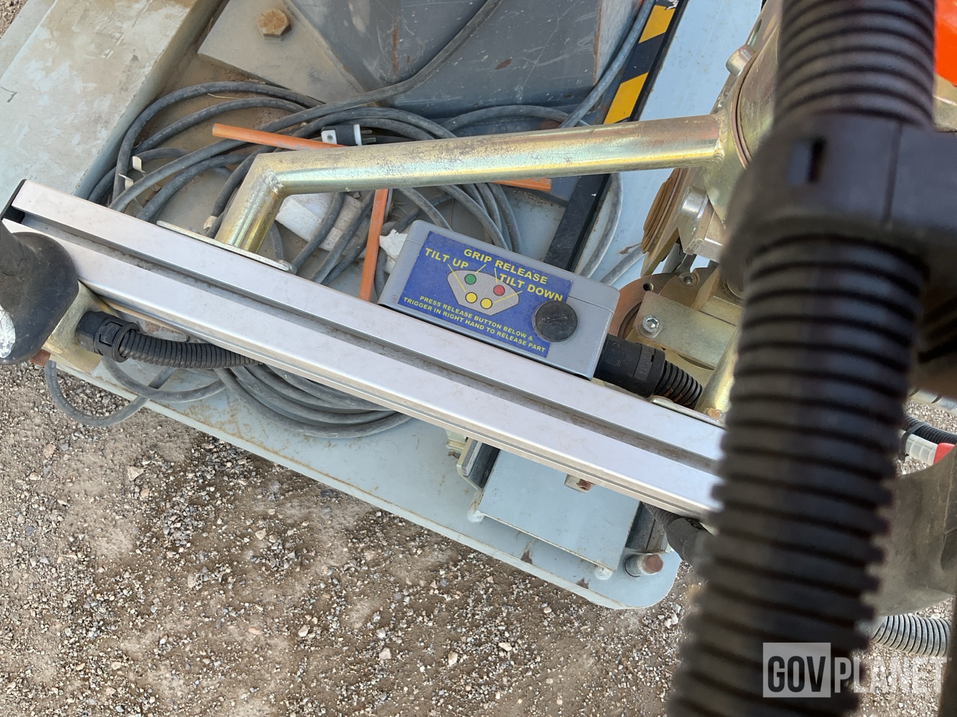 Surplus ATE 10000005869 Remote Manipulator System in Yermo 
