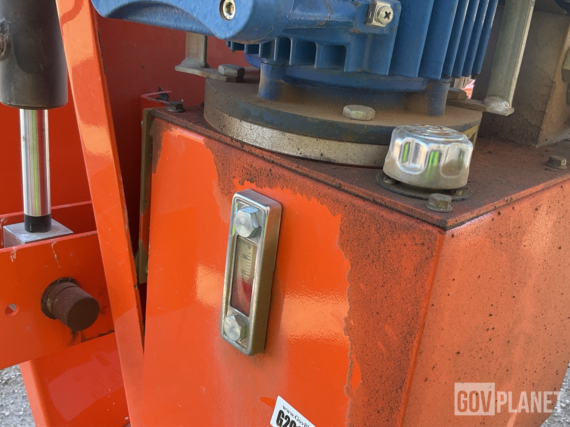 Surplus ATE 10000005869 Remote Manipulator System in Yermo 