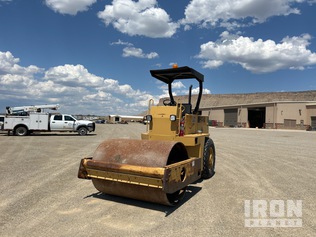 1995 Cat CS-433B Smooth Drum Compactor in Towaoc, Colorado, United ...