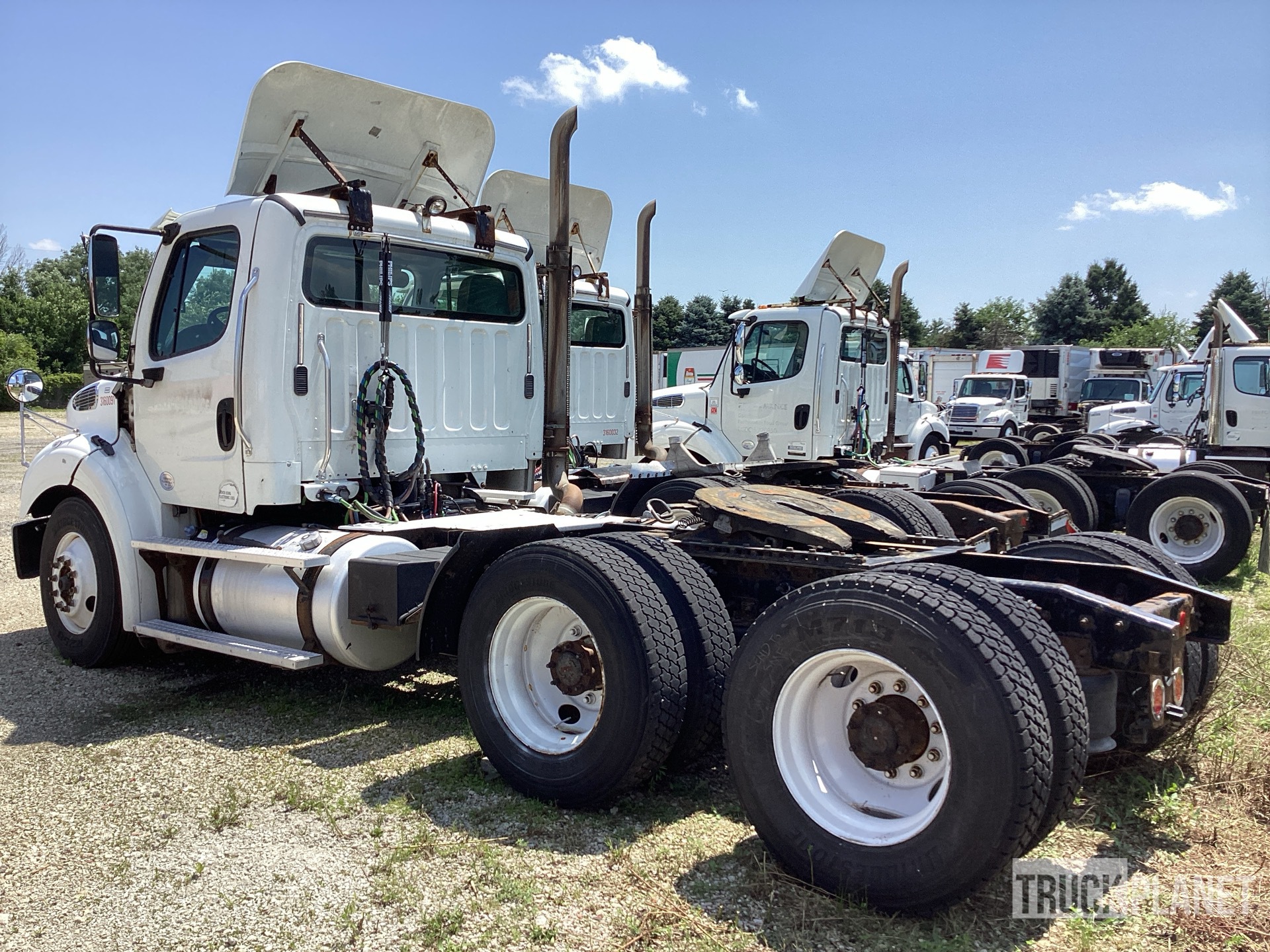 2016 Freightliner M2112 6x4 T/A Day Cab Truck Tractor in 