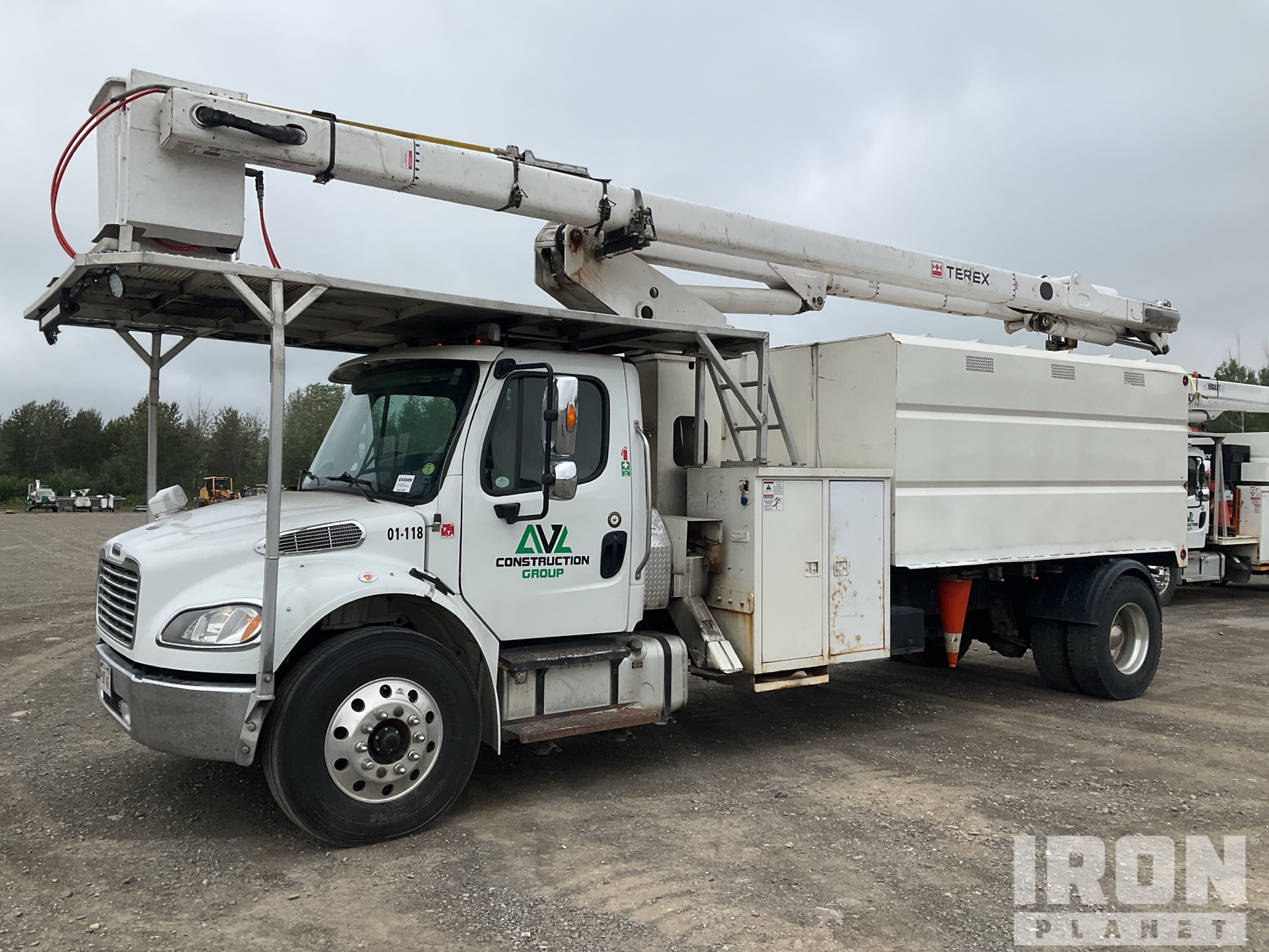 2006 Terex HI-RANGER XT60 60 ft on 2020 Freightliner 4x2