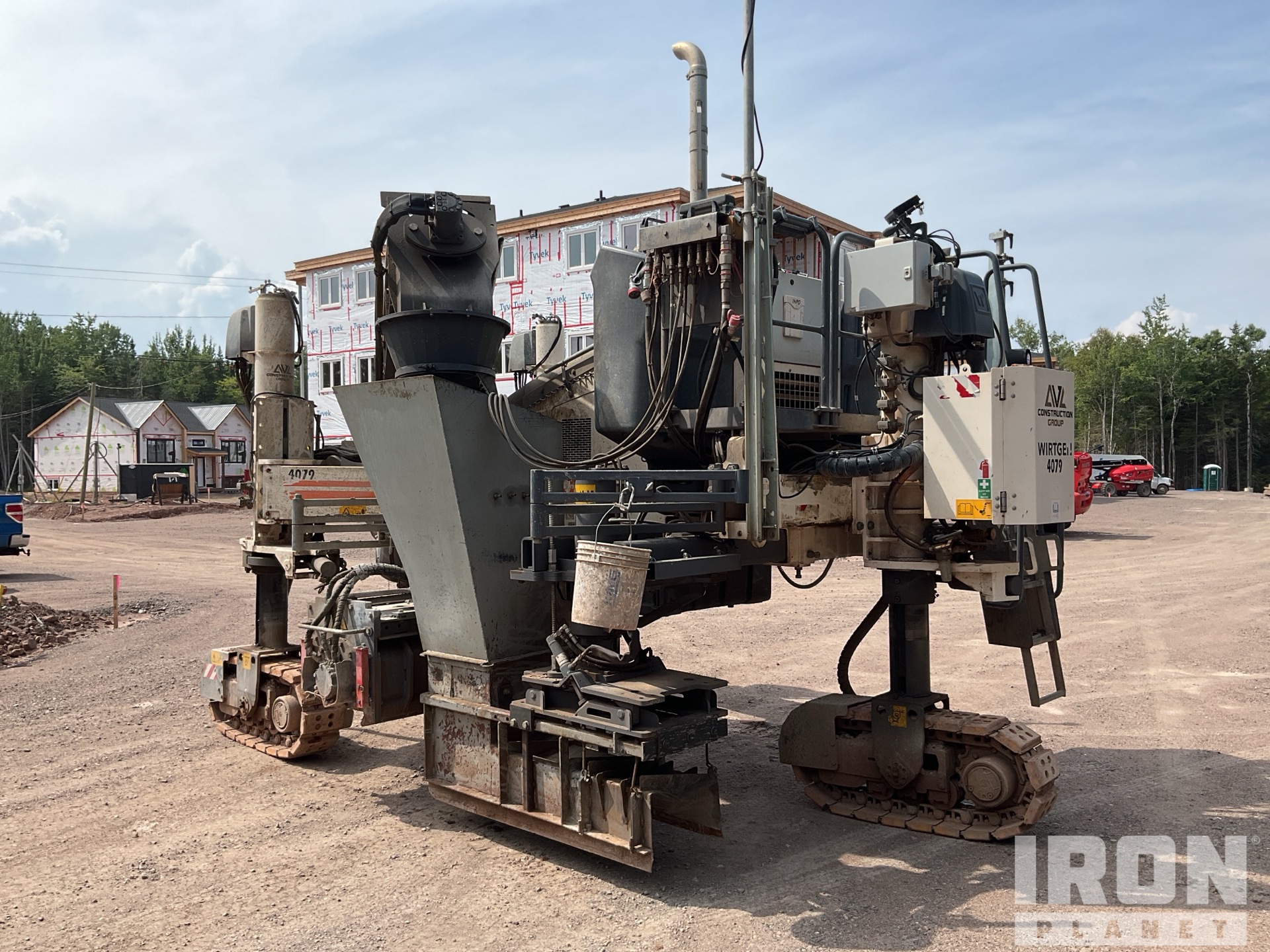 Miniature NZG WIRTGEN SP15i Machine à Coffrage Glissant - échelle 1/50 - NZG1054