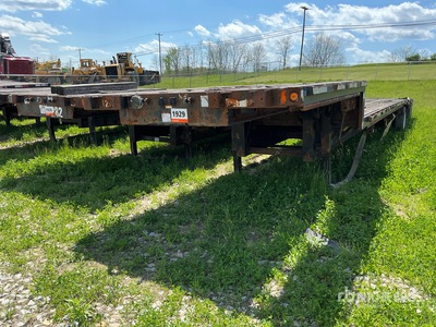 2007 Fontaine 48 ft T/A Spread Axle Single Drop Step Deck Trailer