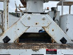 Boom with Stabilizer Cylinders