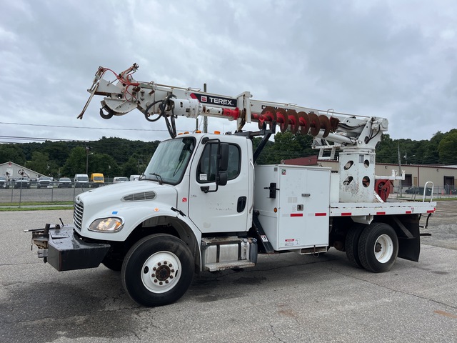 2017 Terex C4047 on 2017 Freightliner M2106 4x4 Digger Derrick Truck