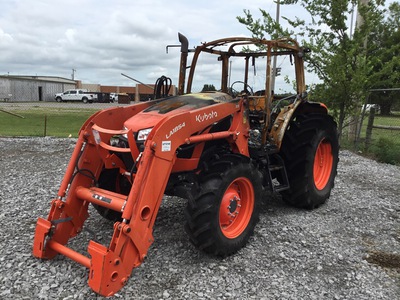 2022 Kubota M5-111DHDC12-1 4WD Utility Tractor