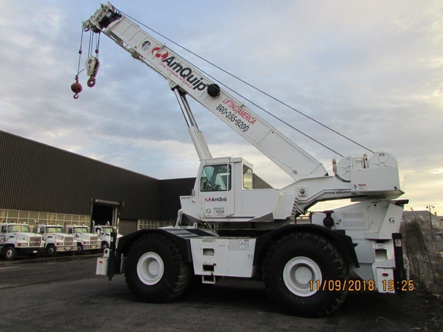 2000 Grove RT750 Rough Terrain Crane 2000 Grove RT750 Rough Terrain Crane