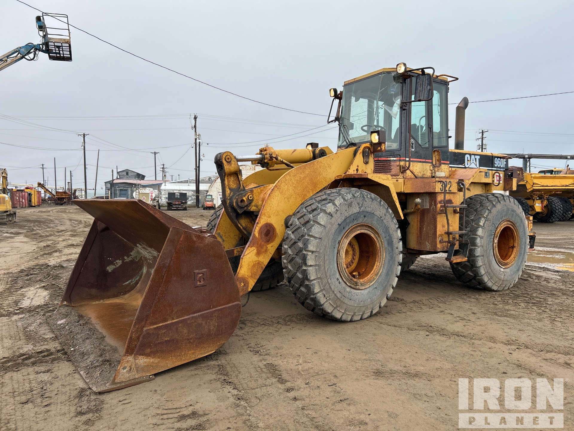 1995 Cat 960F Wheel Loader in Barrow, Alaska, United States