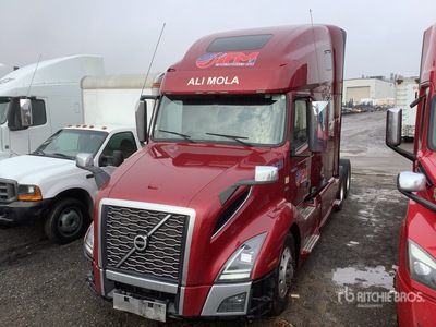 2019 Volvo VNL 6x4 Cabeza Tractora Cabina Dormitorio (Inoperable)