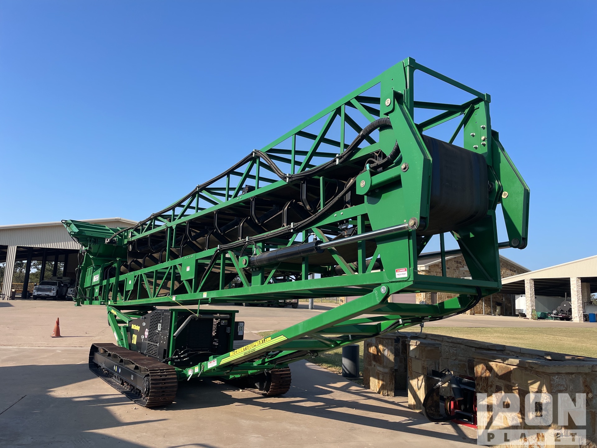 2020 McCloskey ST80TV 36 in x 80 ft Tracked Stacking Conveyor in