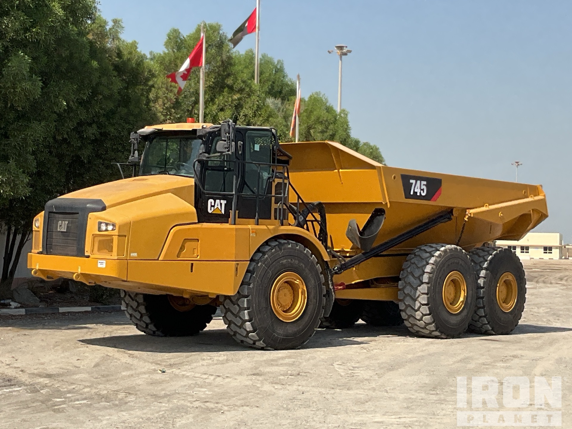 2018 Cat 745 Articulated Dump Truck